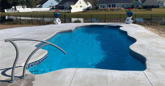 custom fiberglass pools